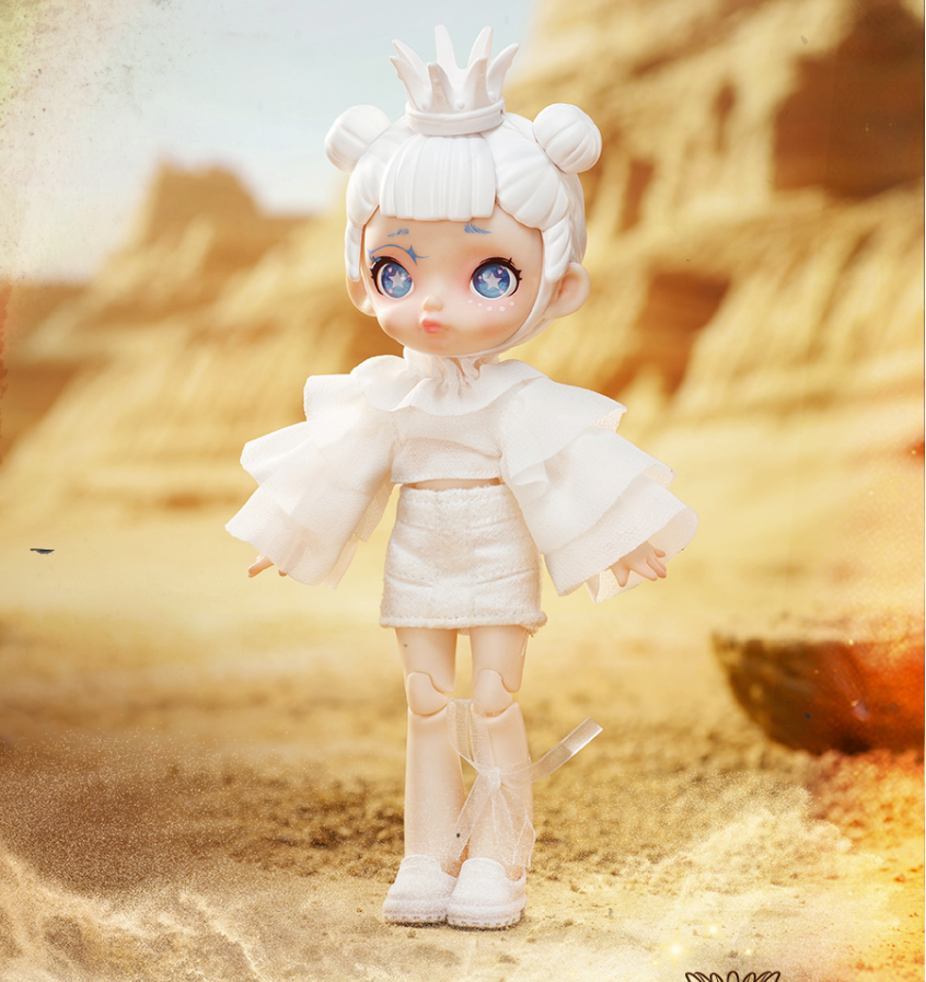 Laura Black and White Spectrum Action Figure Blind Box