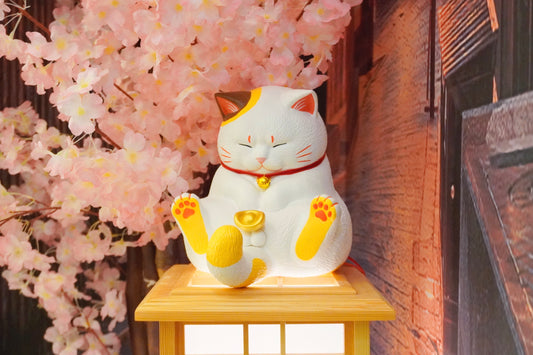 DQ Crotch Staring Cat 300% Fortune Cat (gold necklace)